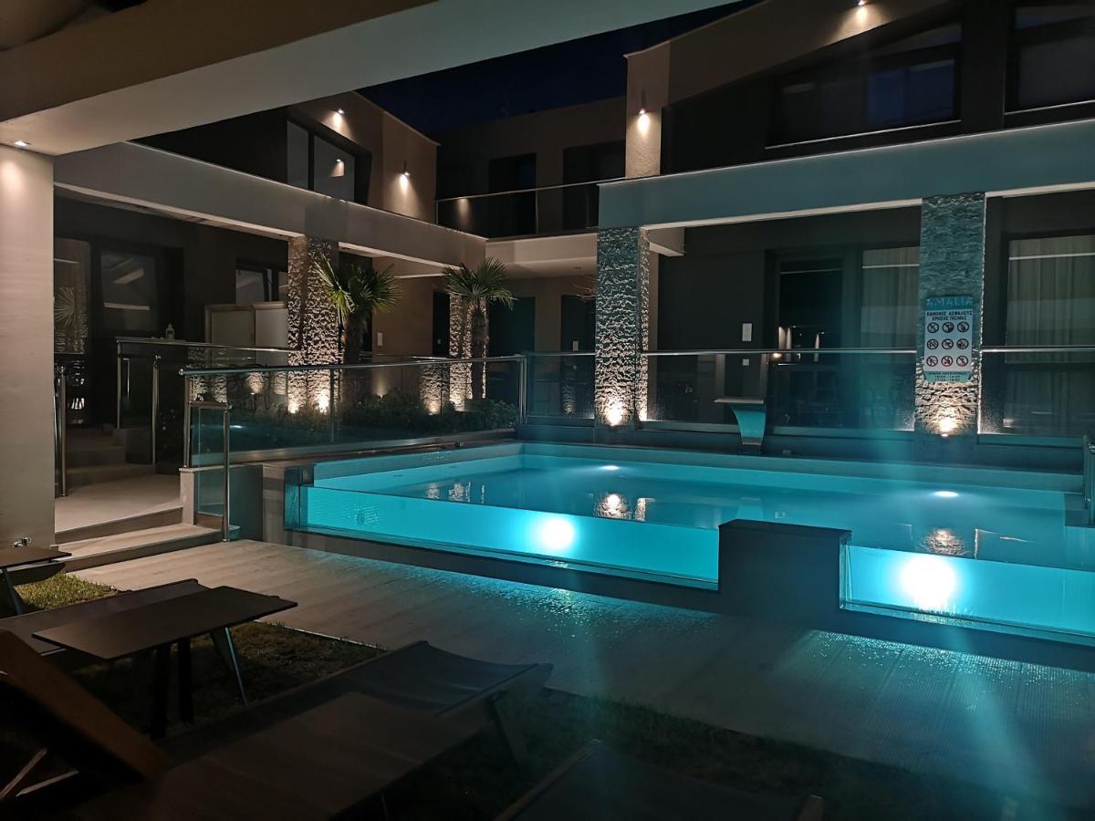 Amalia Deluxe Villas Vrasná Zewnętrze zdjęcie